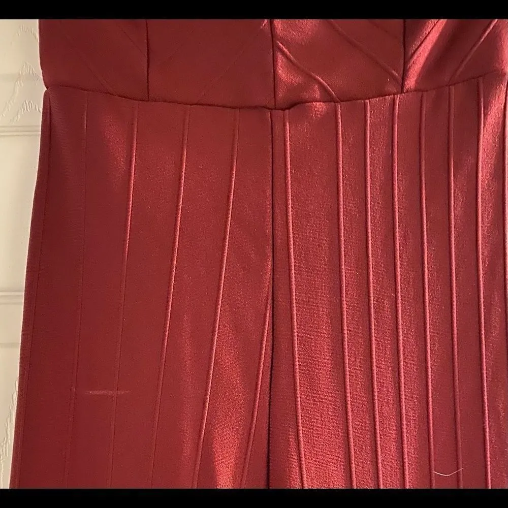 Forever 21 Sleeveless Burgundy Jumpsuit Size Small - Image 10