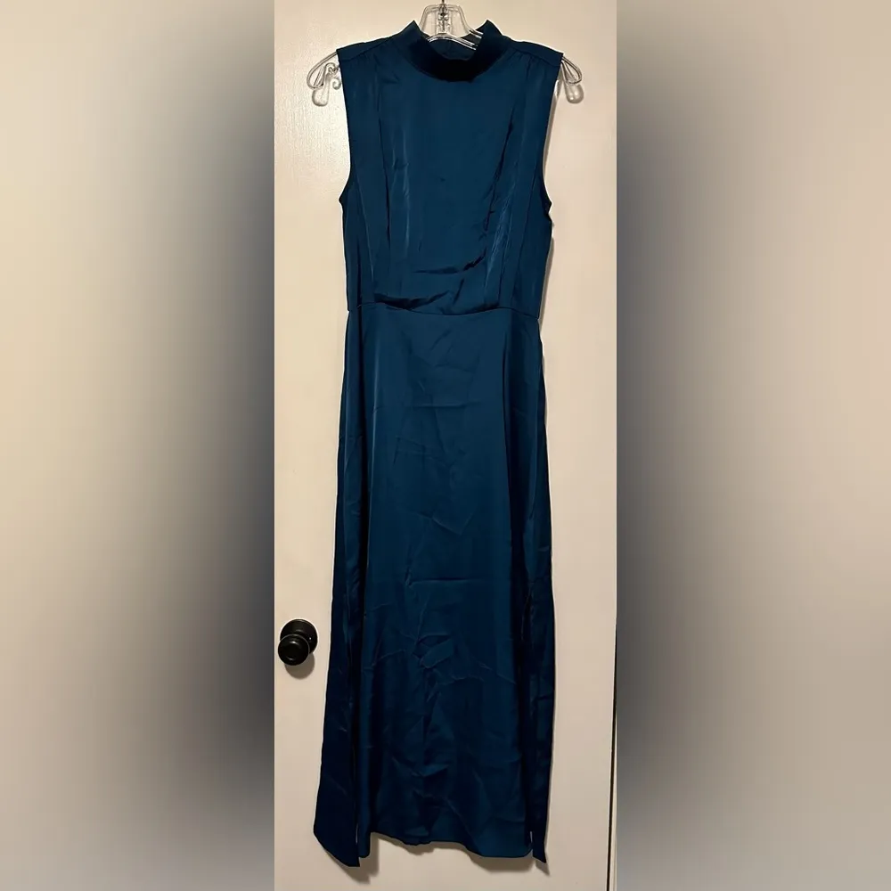 NWT  Womens Thigh Slit Mock Neck Satin Maxi Dress dark blue size M - Image 4