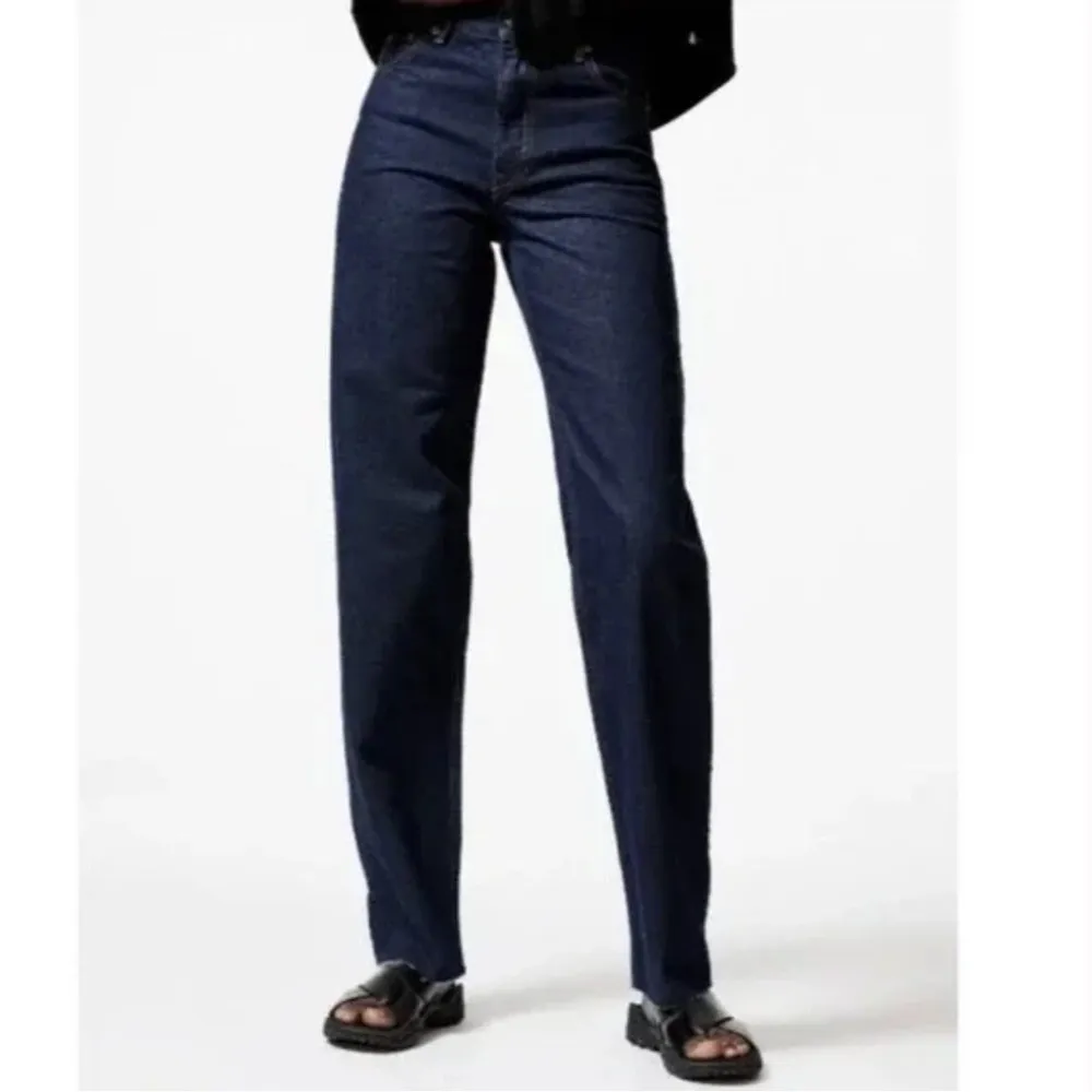 ZARA The New Daddy Full Length Raw Hem High Rise Dark Wash Jean Size 4 NEW - Image 3