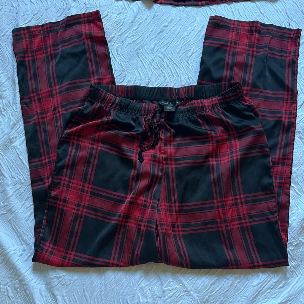 House of Harlow 1960 Red and Black Plaid Sleepwear Size M - Image 5
