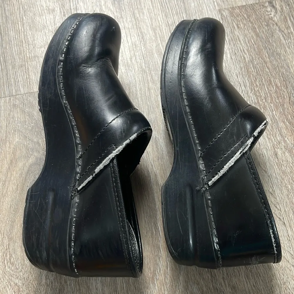 Dansko Leather Clogs Size 38 (US 7.5-8) - Image 9