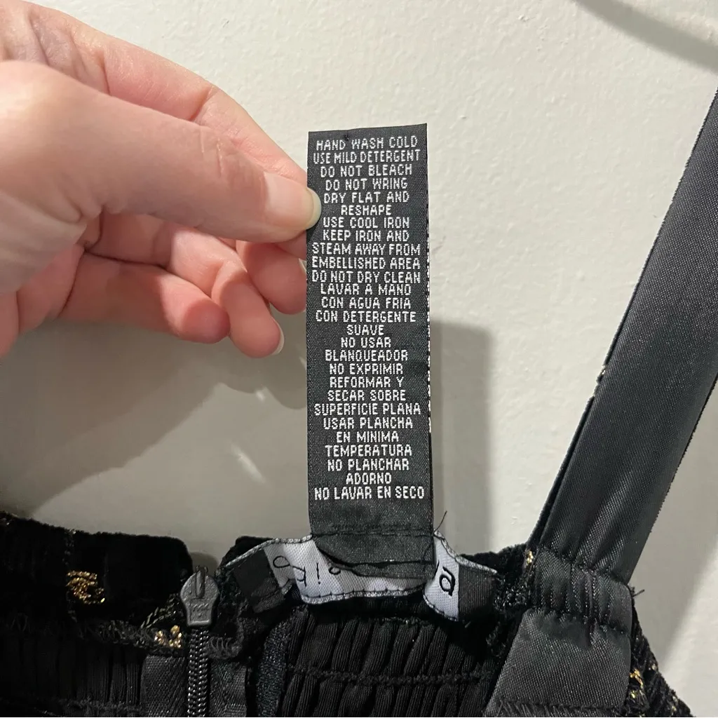 Vintage Madison Leigh BlackVelvet dress Midi 4 Petite Gold Embellishment Y2K - Image 5