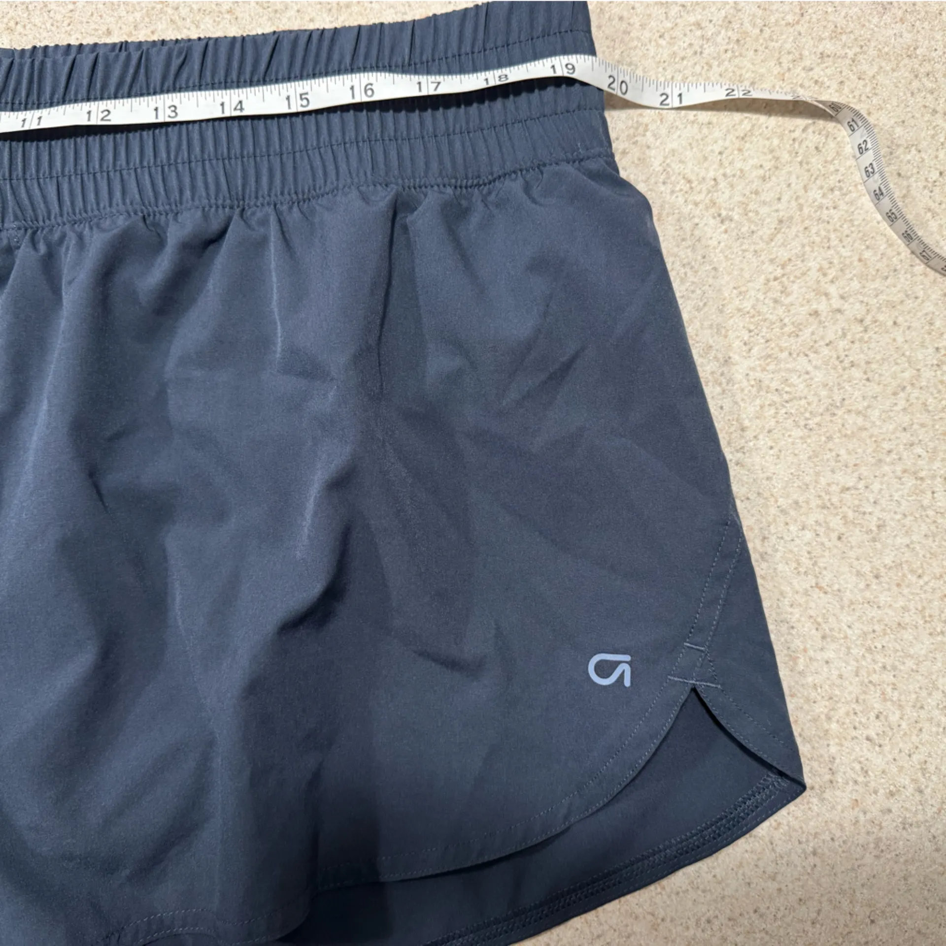 Gap Women’s GapFit Runaround High-Rise Elastic Lined Shorts Dark Blue Size XL - Image 2