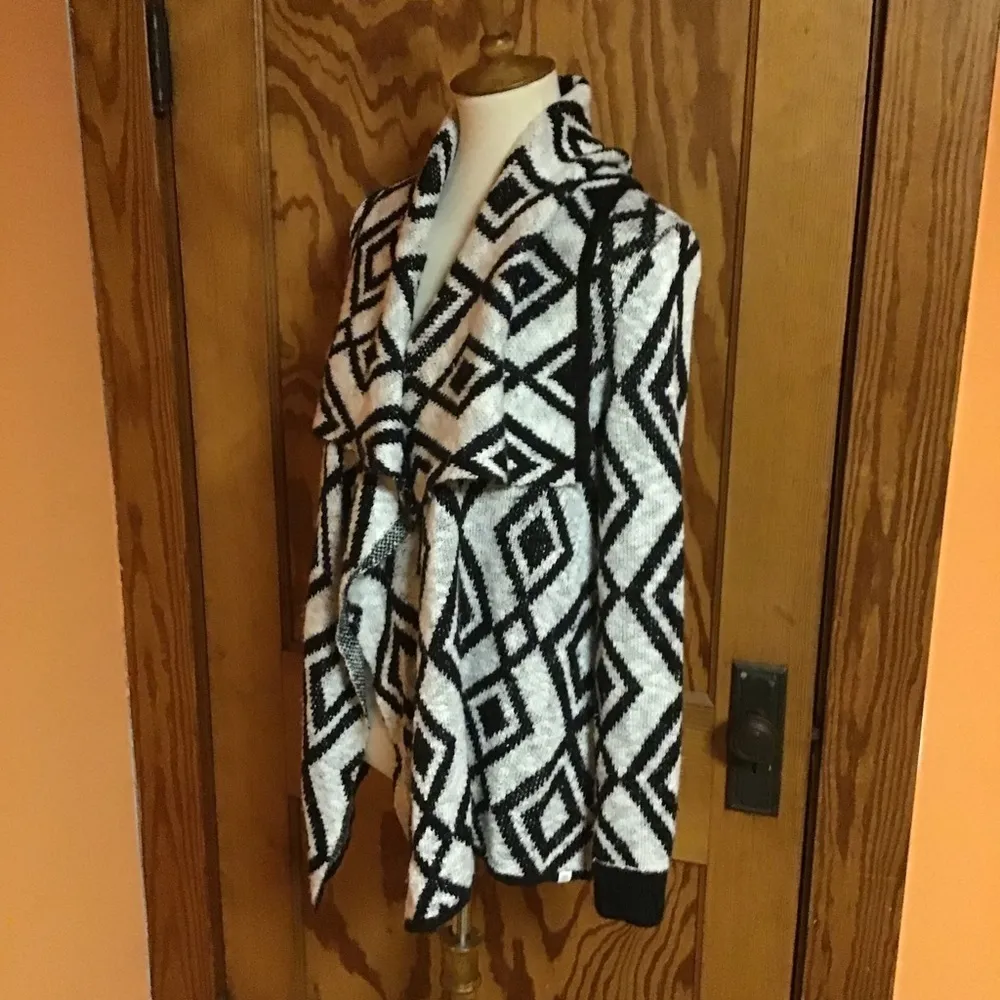 Element Black & White Geometric Cardigan • Open Front Sweater - Image 8