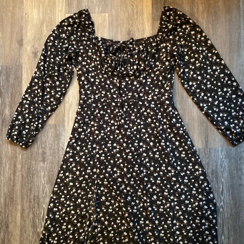 Dark‎ Floral Milkmaid Long Sleeve Black Midi Dress Large Cottagecore Boho Dainty - Image 2