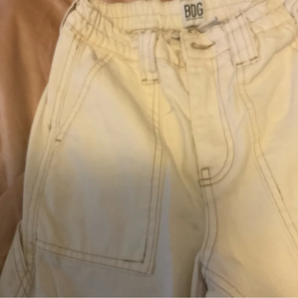 BDG skate Cream Multi-Pocket Cargo Pant size W24 L32 - Image 5
