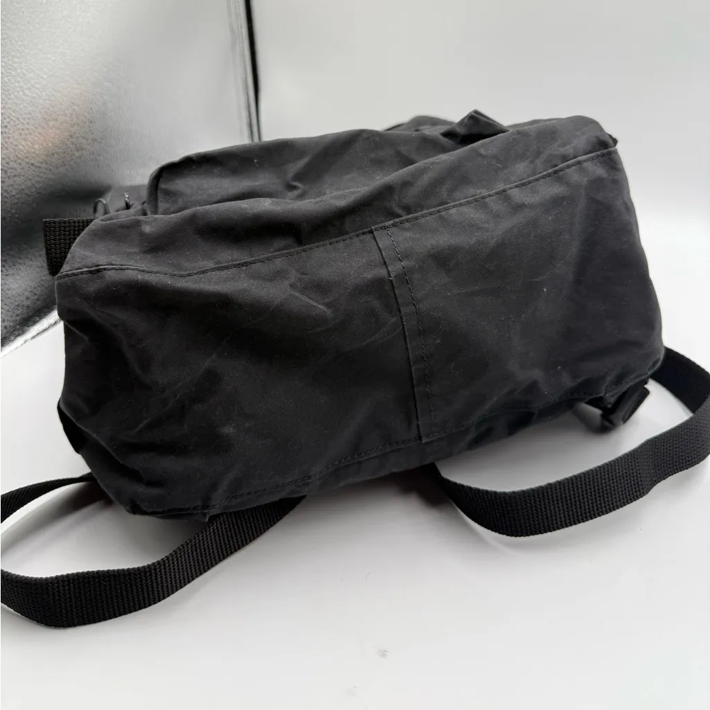 Fjallraven Kanken Backpack Black - Image 5