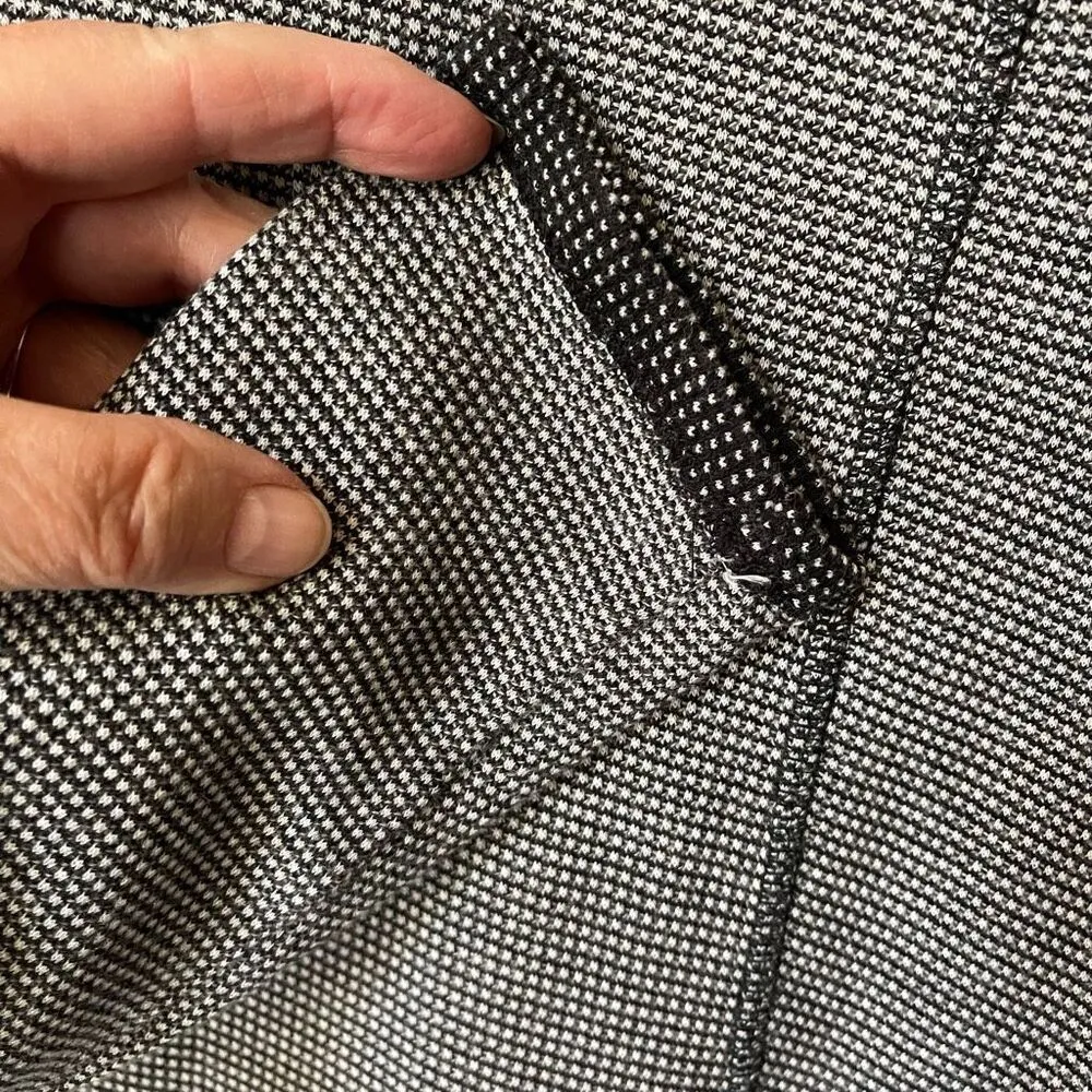 J.Jill size PM knit loose fit scoop neck knit top or sweater. Black - Image 3