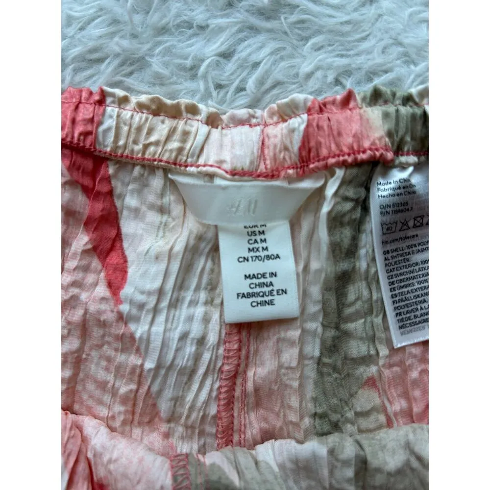 H&M Pink and Red Breezy Drawstring Tropical Floral Print Size Medium - Image 6