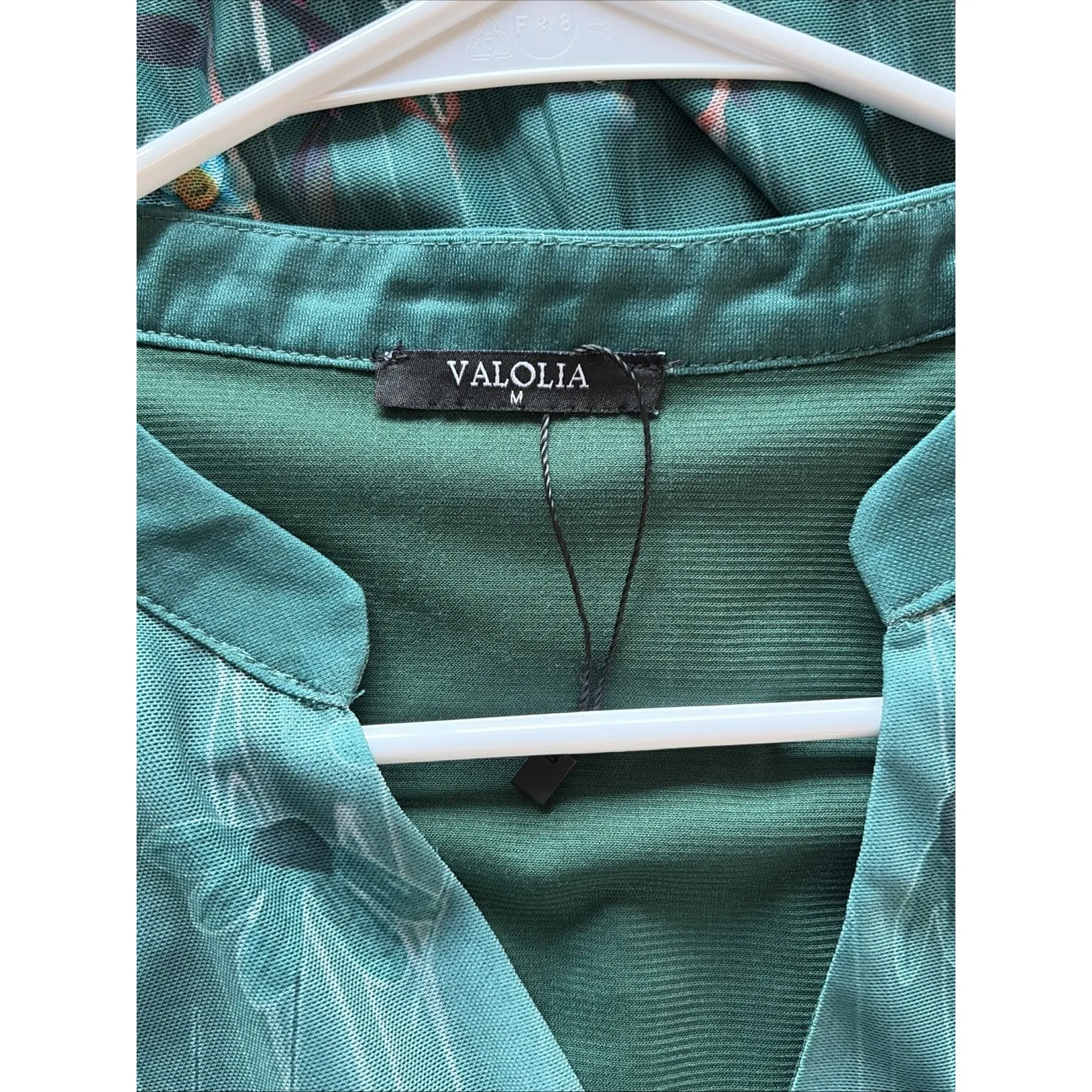 VALOLIA Green Garden Floral Fairy Vneck Mesh Overlay Blouse Top Shirt Medium NEW - Image 7