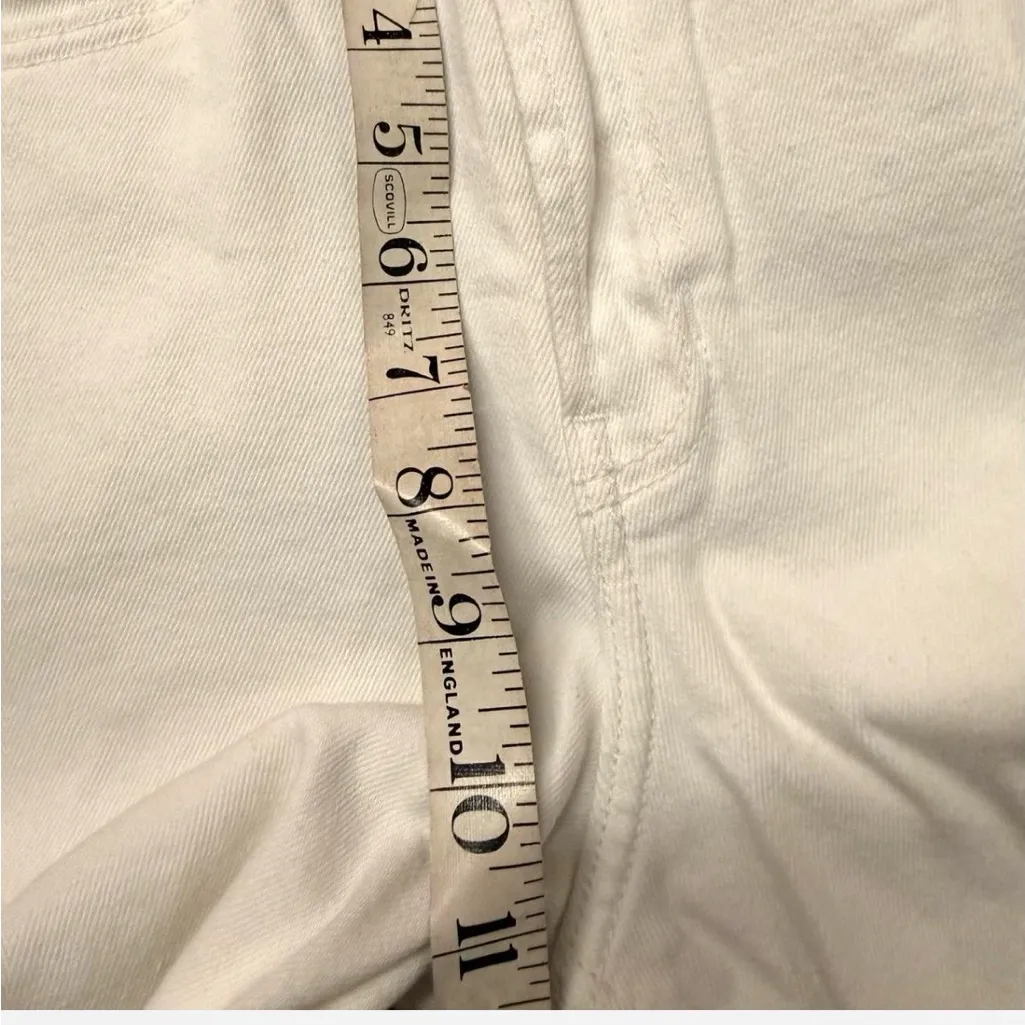 Hollister Women's Ultra High-Rise Straight Jeans White Size 3 - Image 7