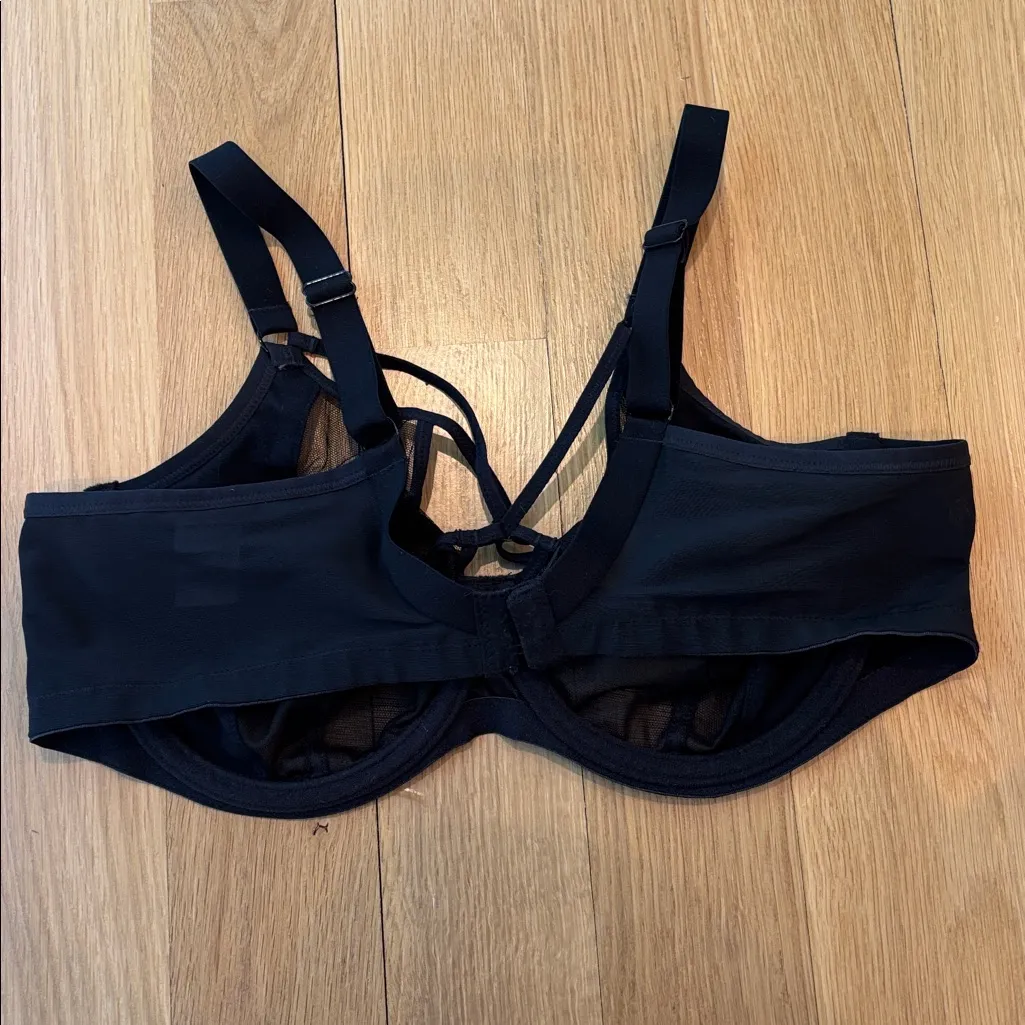 Elomi Bra Sachi Banded Plunge Black Size 38DDD - Image 5