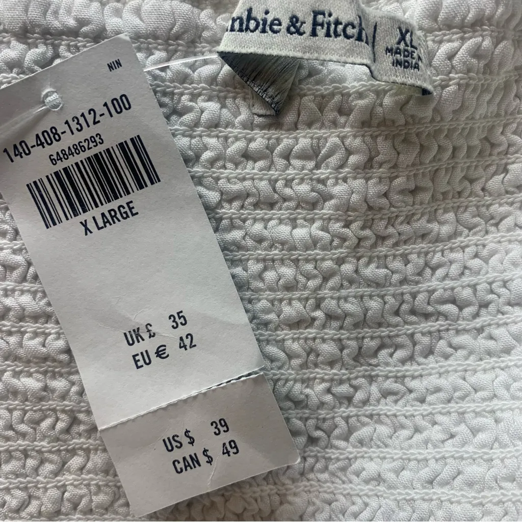 • Abercrombie halter crop top white xlarge - Image 3