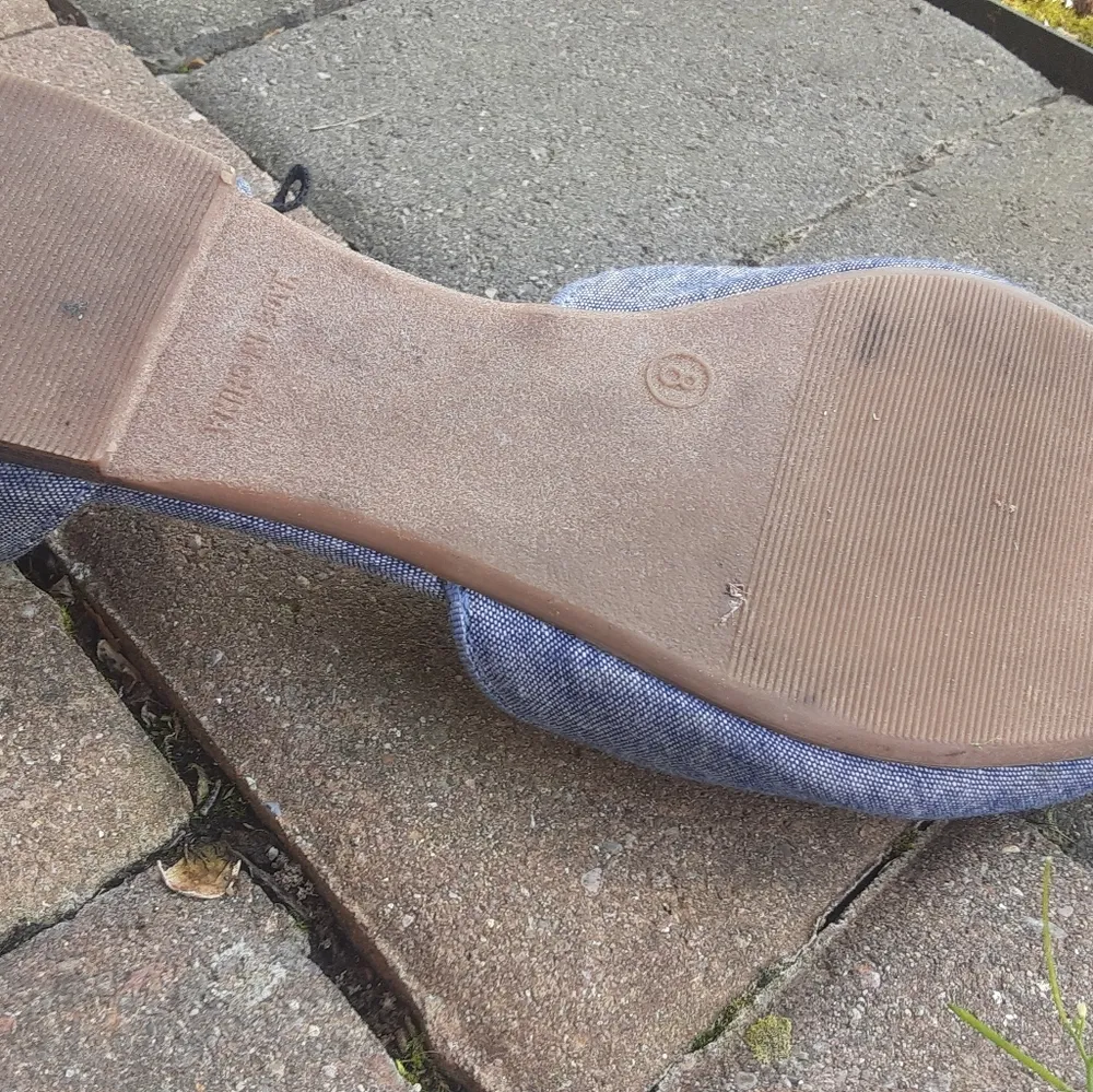 GAP Womens Flats 8 - Image 6