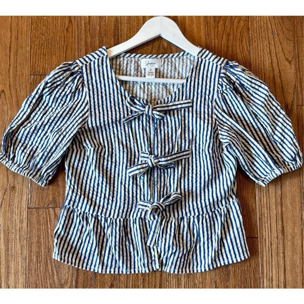 Japna white and blue puff sleeve tie bust blouse small - Image 8