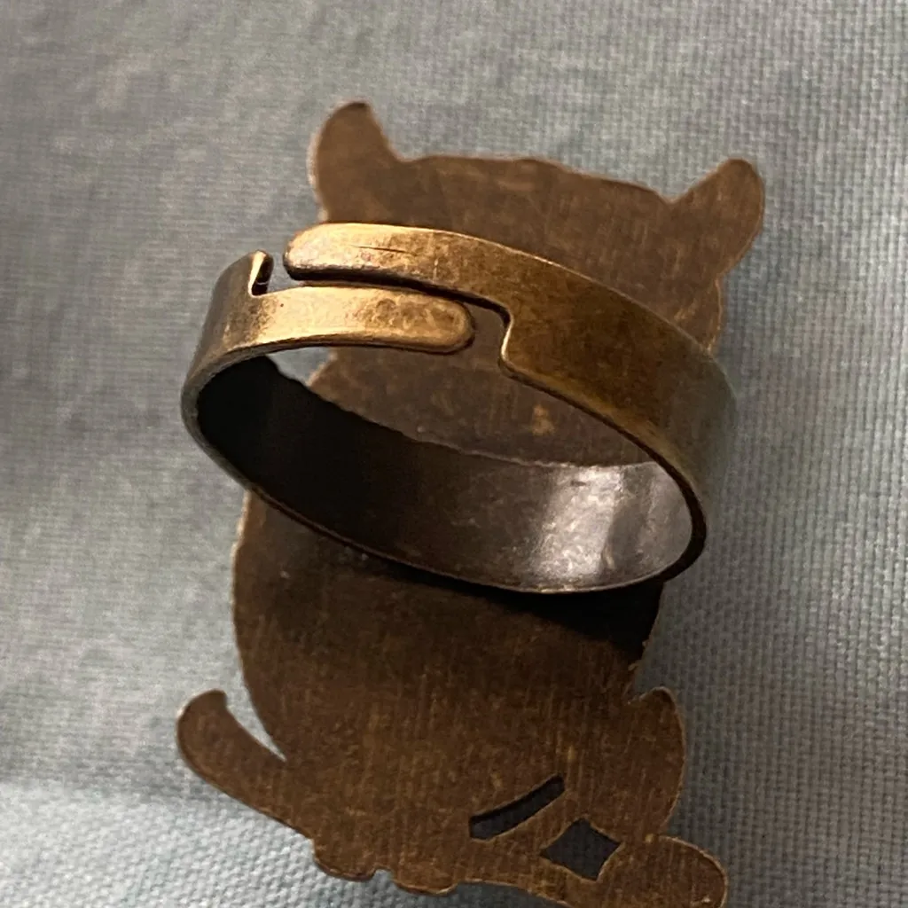 Owl Finger Ring 1” H Size 6 To 7 Adjustable Stone White Blue Yellow Pink Print Gold - Image 7