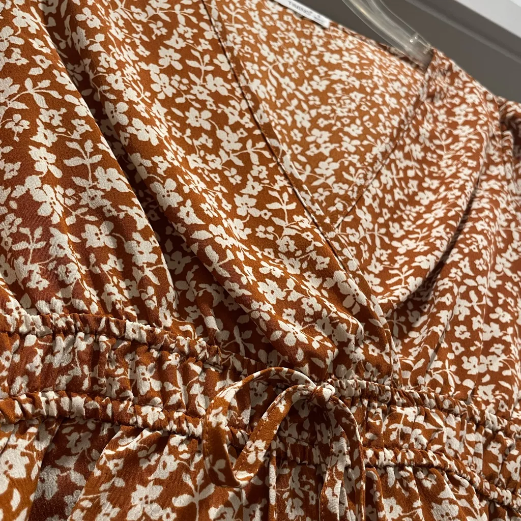 LIKE NEW Timing Rust Orange & White Floral Print Long-Sleeve Crop Blouse - S - Image 7