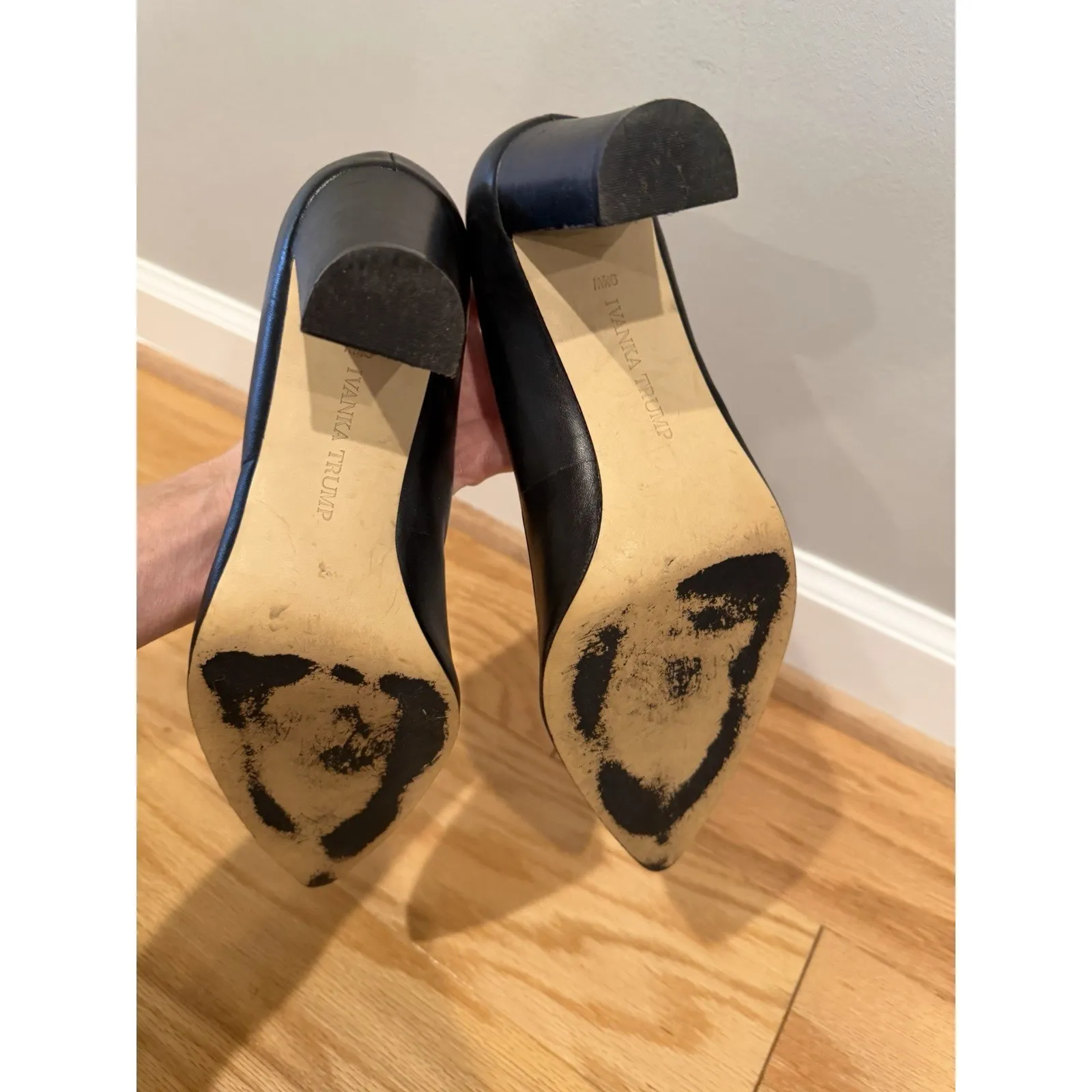 Ivanka Trump Black Chunky Heel Pumps Leather Sz 9.5 - Image 9