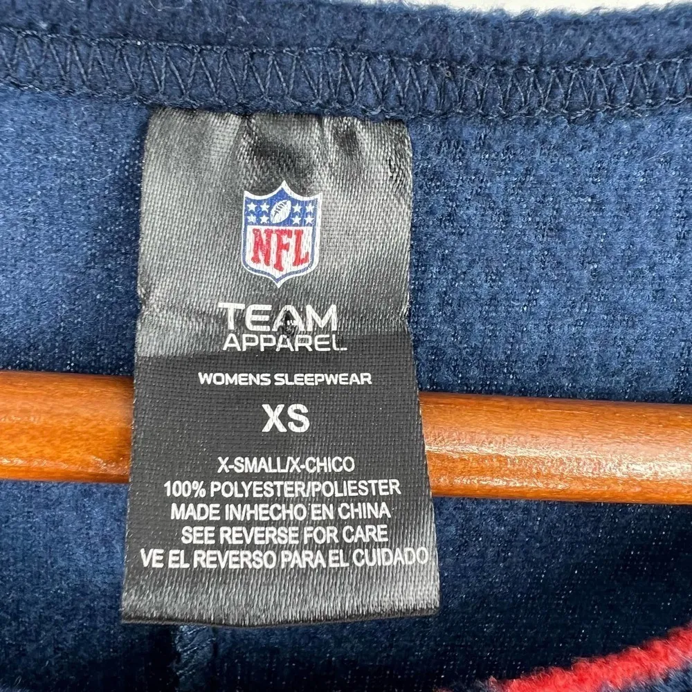 NFL Team Apparel New England Patriots Zip Front Footie Pajama women's size XS - Image 7