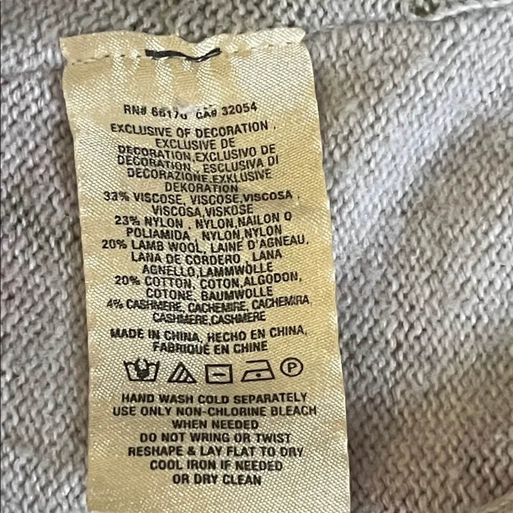 Angel of the North Anthropologie Wool Blend Floral Embroidered Sweater Medium Pink - Image 8