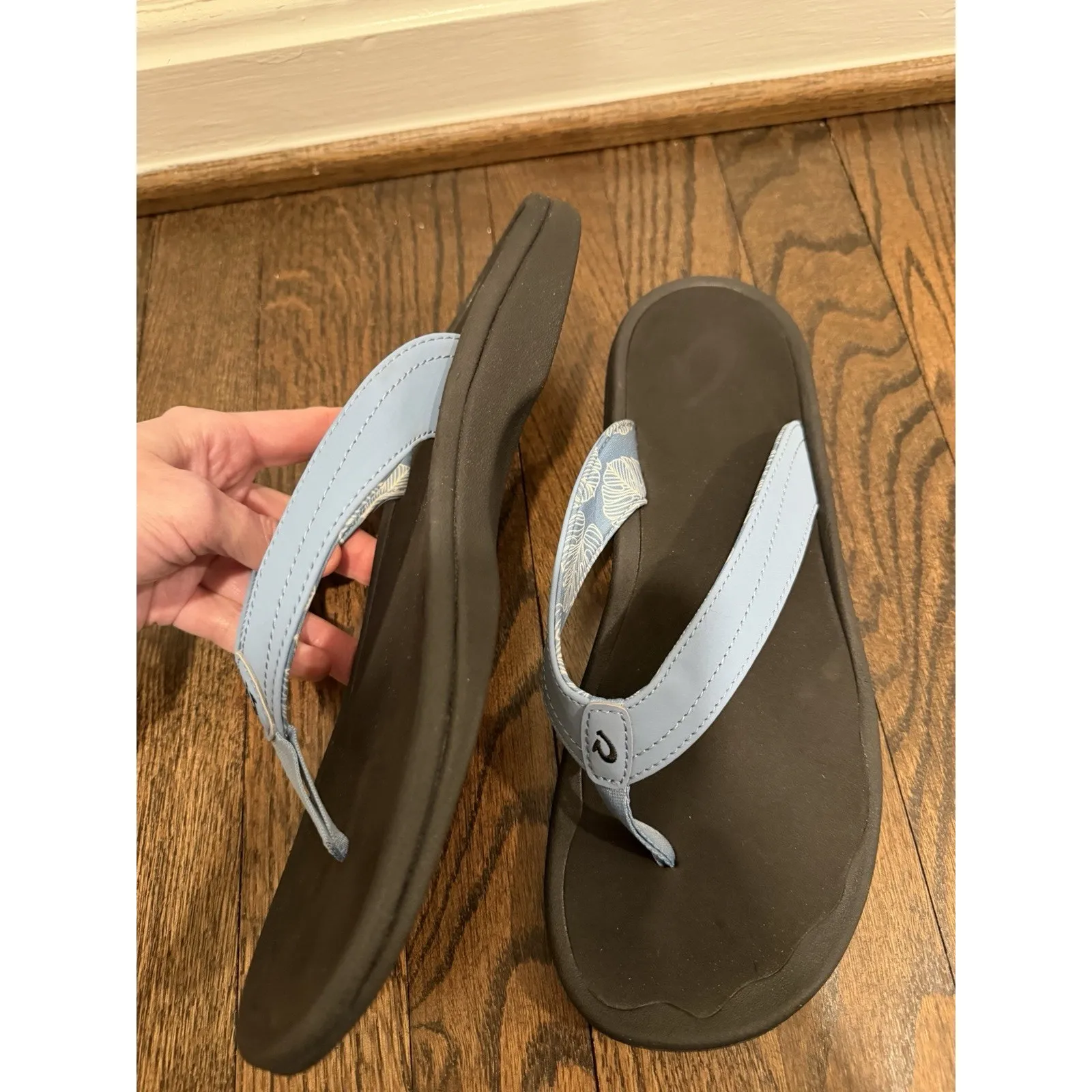 OluKai® 'Ohana Sandals Ocean Fog Blue Straps Black Sole Women's Sz 11 $80 MSRP - Image 8