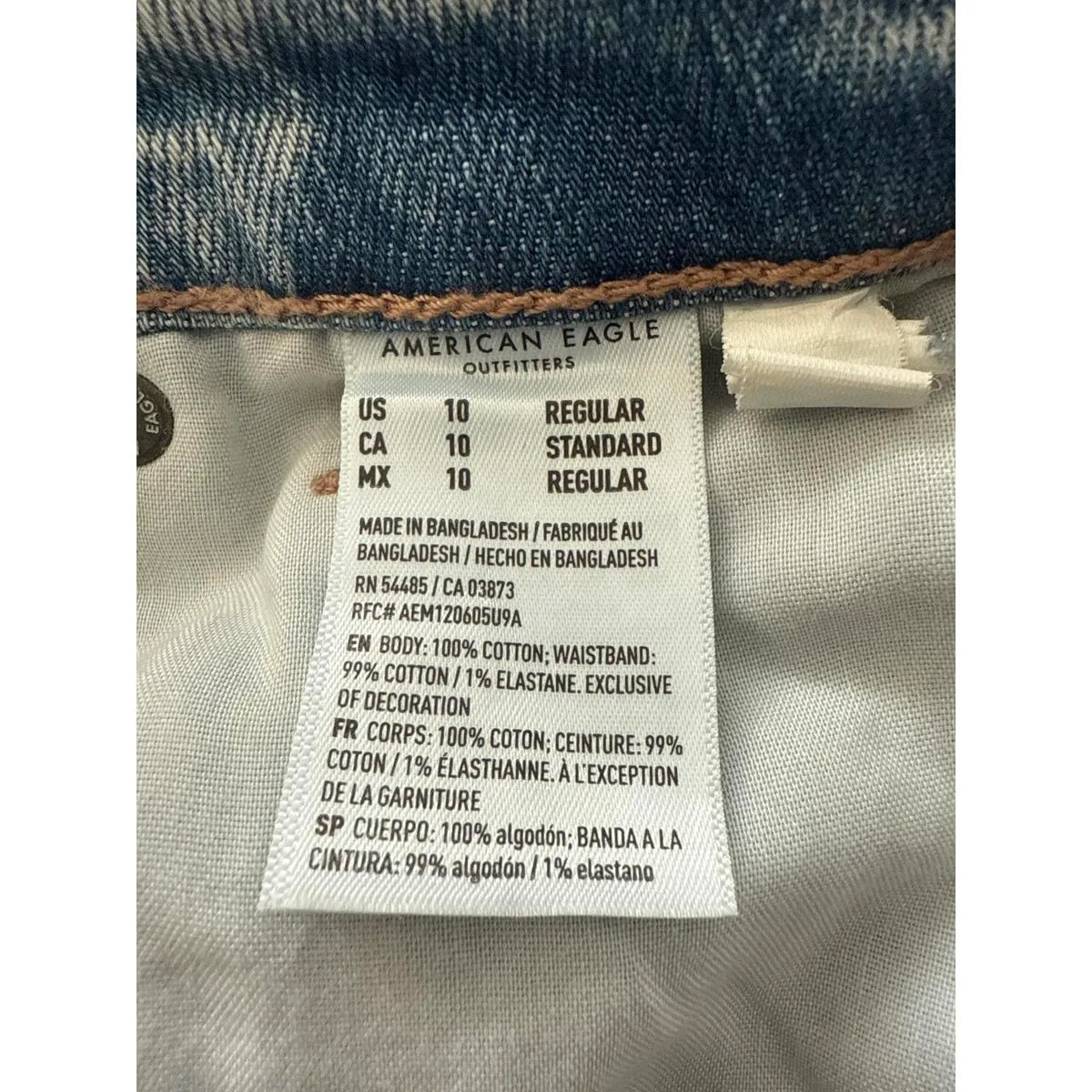 American Eagle Distressed Light Wash Denim Jeans - Image 5