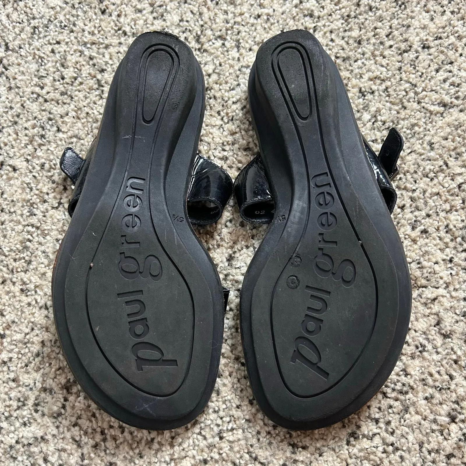 Paul Green Wedge Sandal Size 5.5 Black Patent Leather Slip On Slide - Image 3