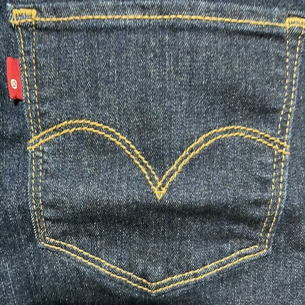 Levi 720 High Rise Super Skinny 28 EUC - Image 14