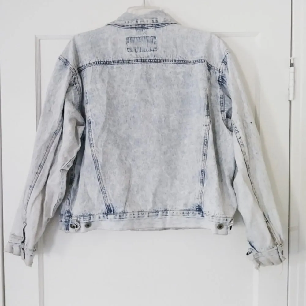 Vintage Acid Wash Distressed Ripped Denim Jacket Blue Size XL - Image 3