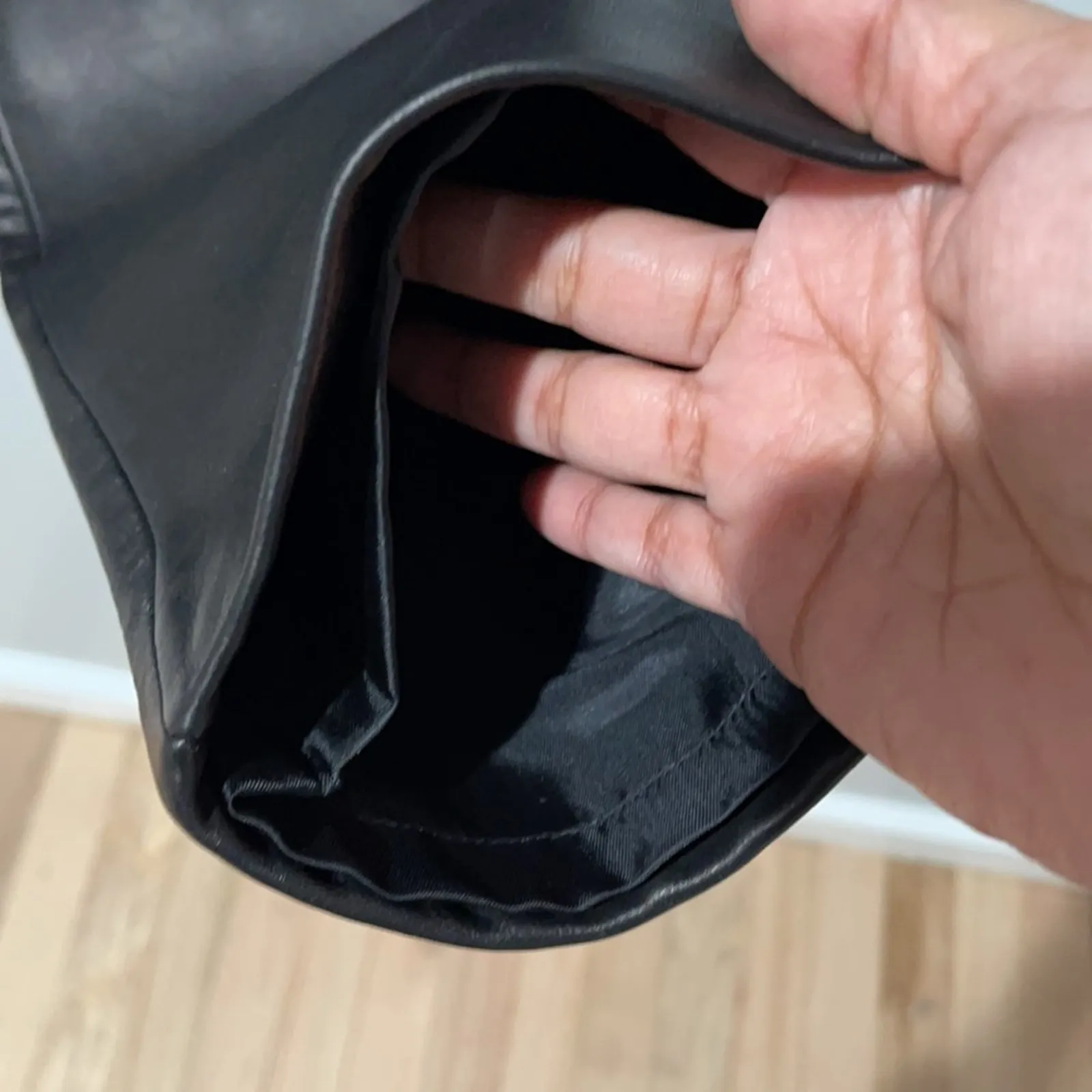 Nordstrom Women's Vintage Leather Pants Date Night Holiday Classic - Image 5