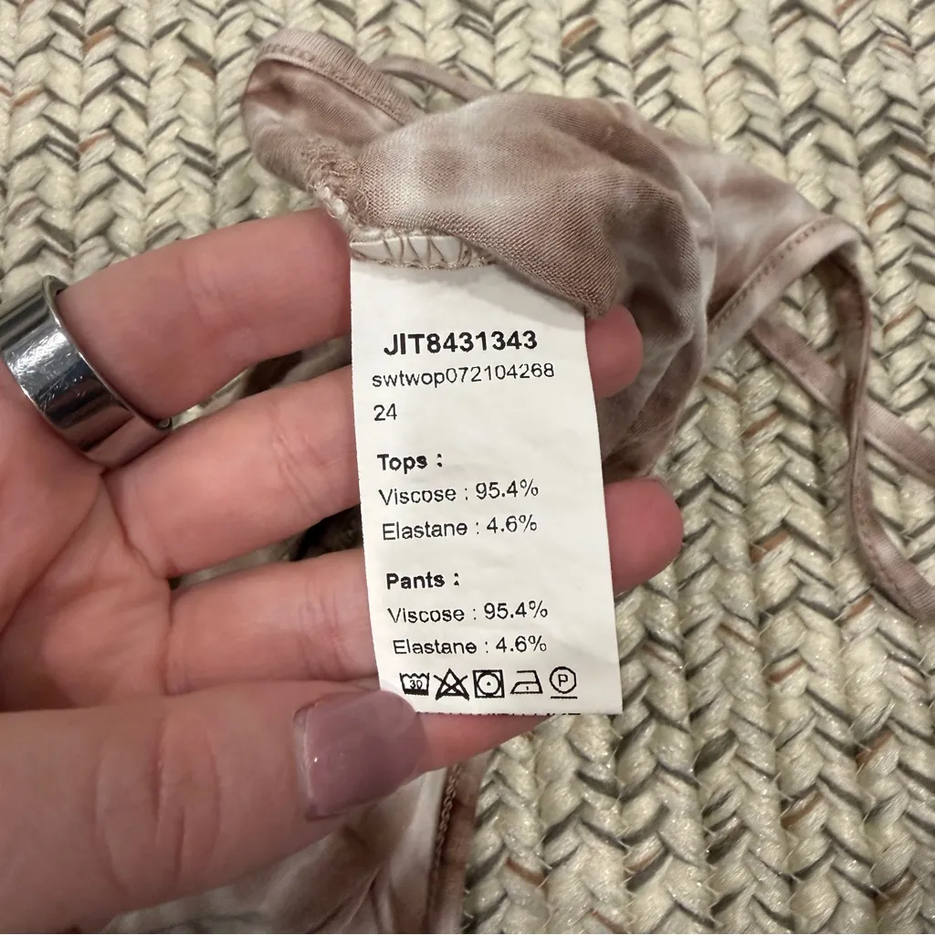 SHEIN Set of Cropped Tank Top and Wide Leg High Rise Bottoms - Image 8