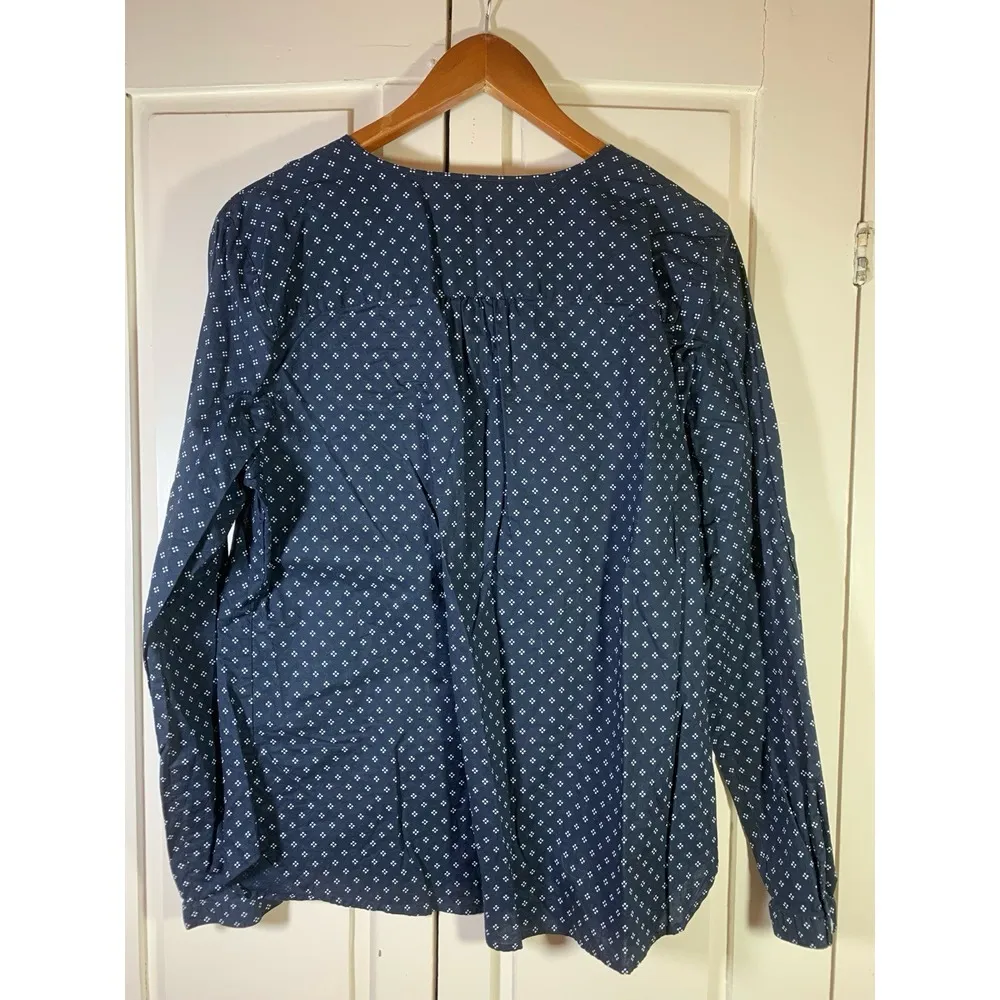 LL Bean Shirt Women Medium Polka Dots Cotton Blue White 1/4 Button Henley Church - Image 3
