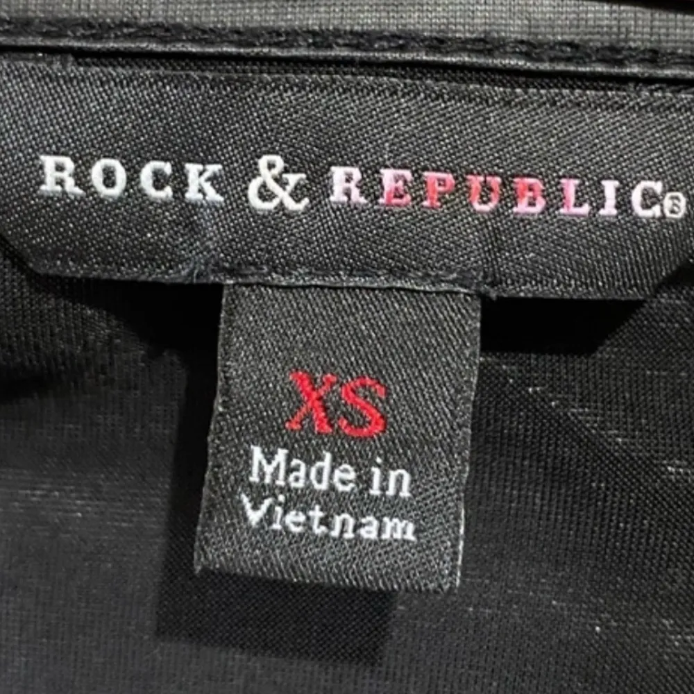 Rock & Republic® Lurex Drop-Tail Hem Steer head lightweight sweater - Image 4