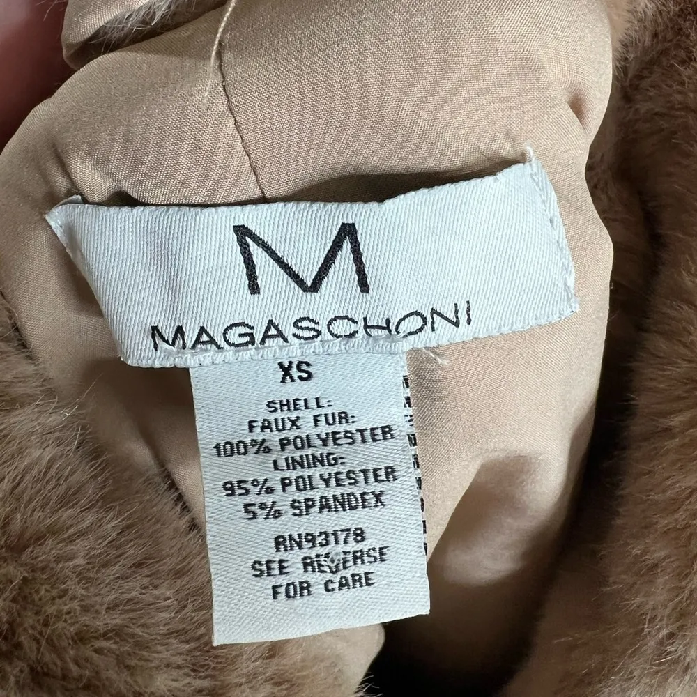 Magaschoni faux fur coat beige XS lined - Image 14