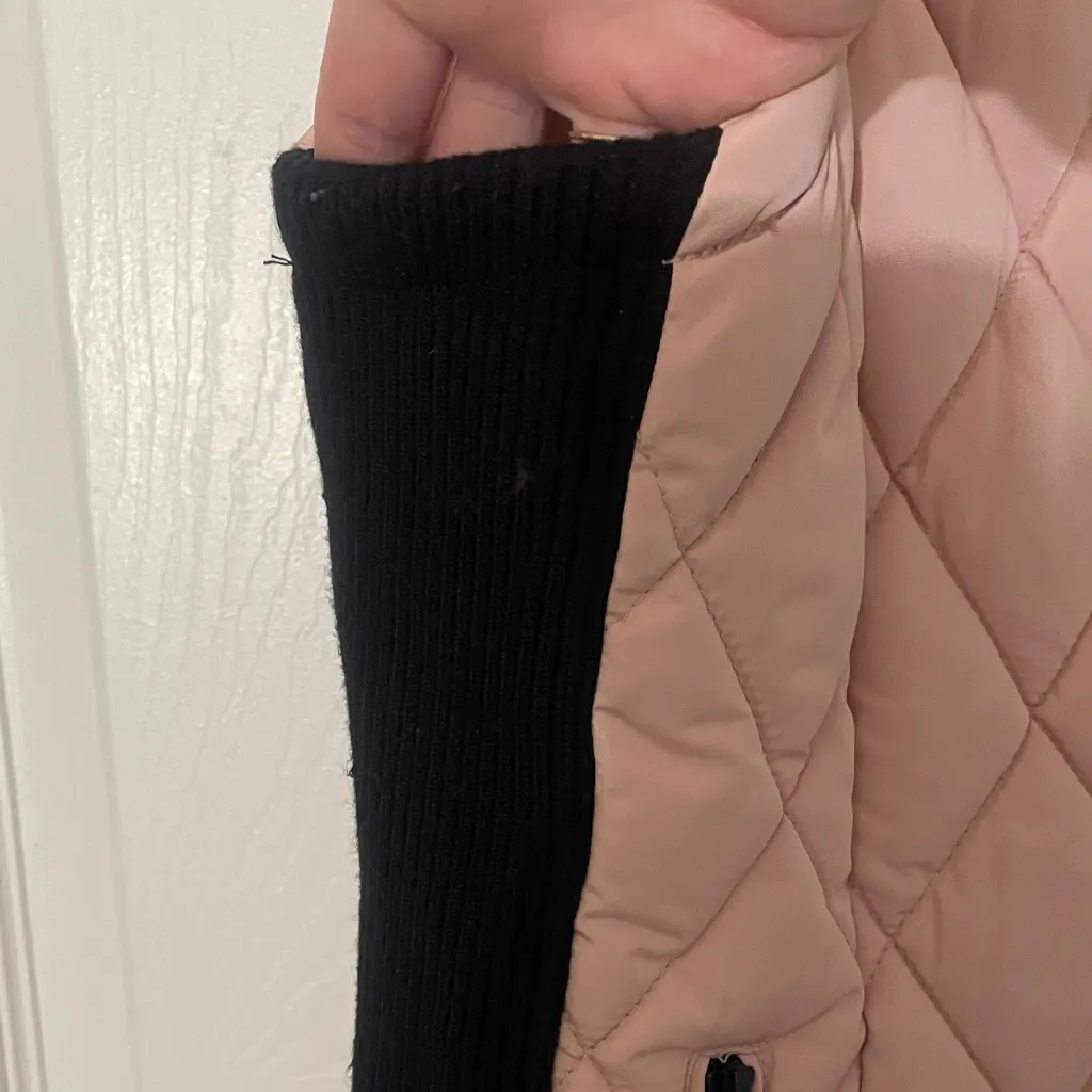 Calvin Klein Women's Diamond Quilted Puffer Vest Ribbed Side High Collar Size M - Image 4