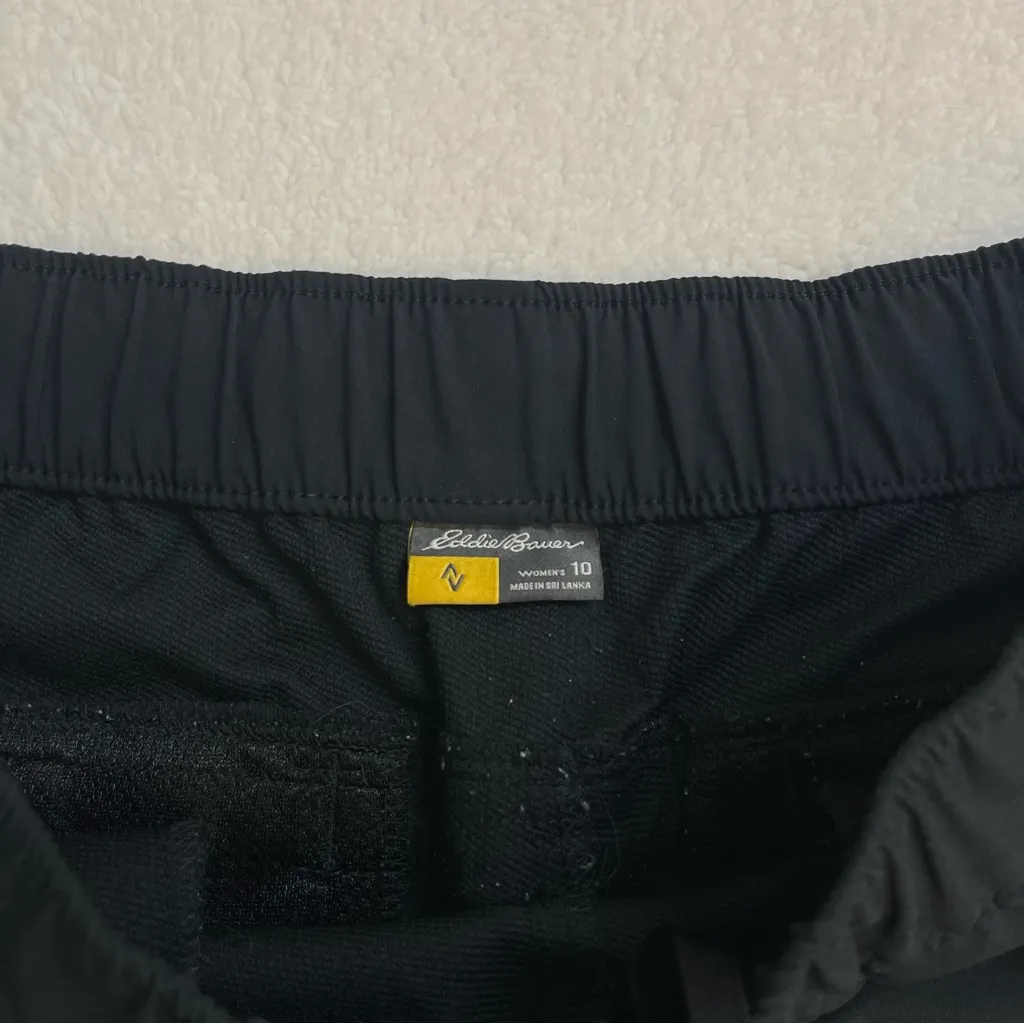 Eddie Bauer Women’s Utility Shorts Black Size 10 - Image 2