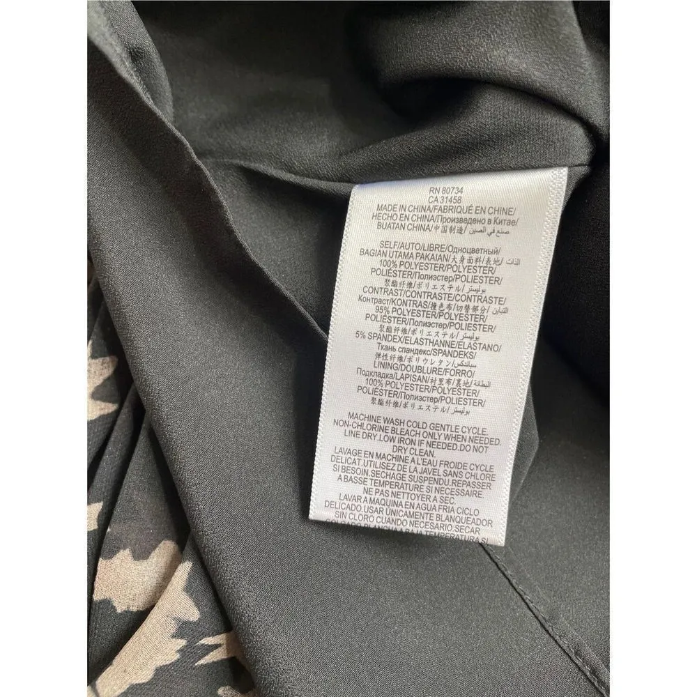 BCBGeneration Plisse Mesh Shoulder Star Print Dress Small - Image 5