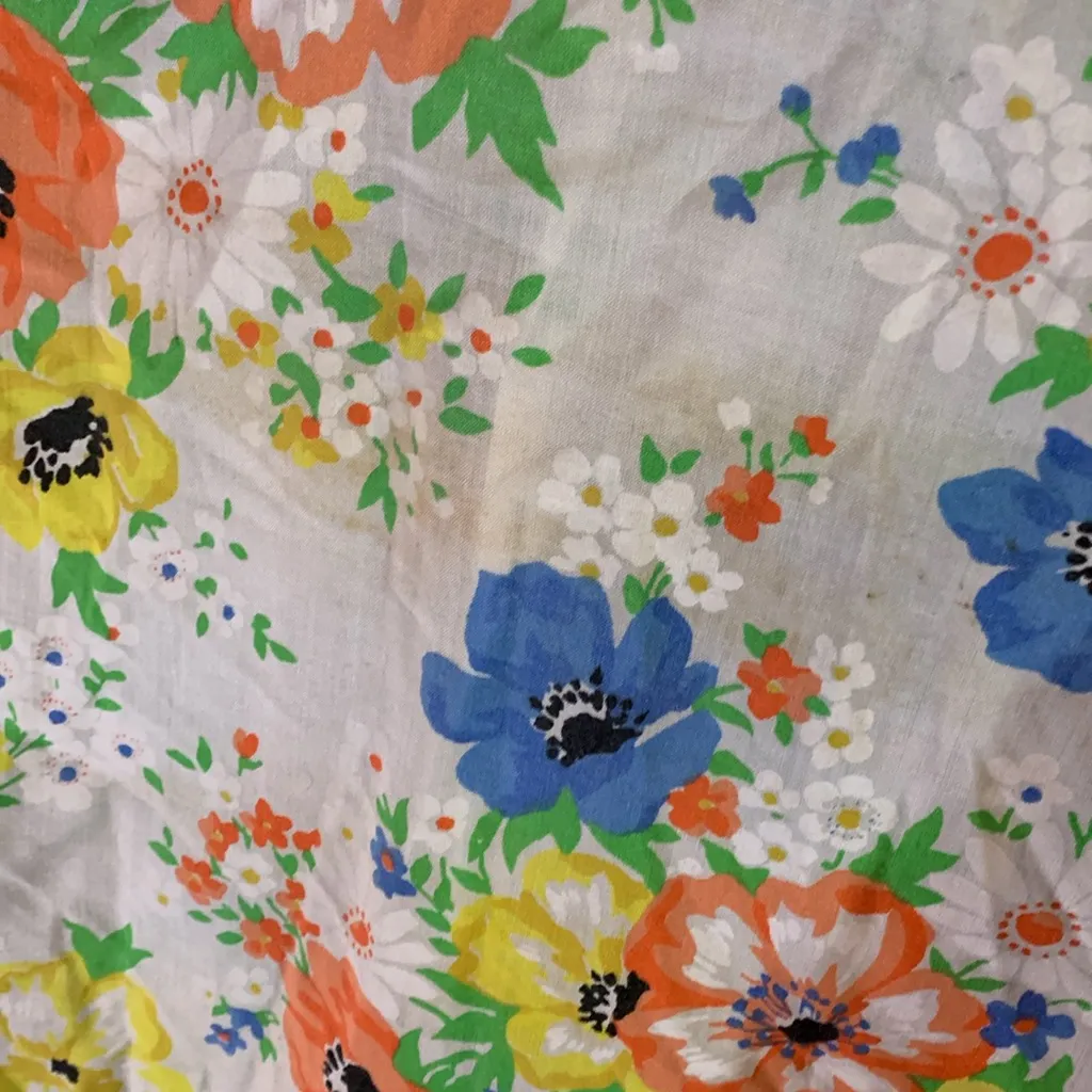 Vintage Floral Butterfly Collar Button Down Shirt Size 34 Yellow - Image 5