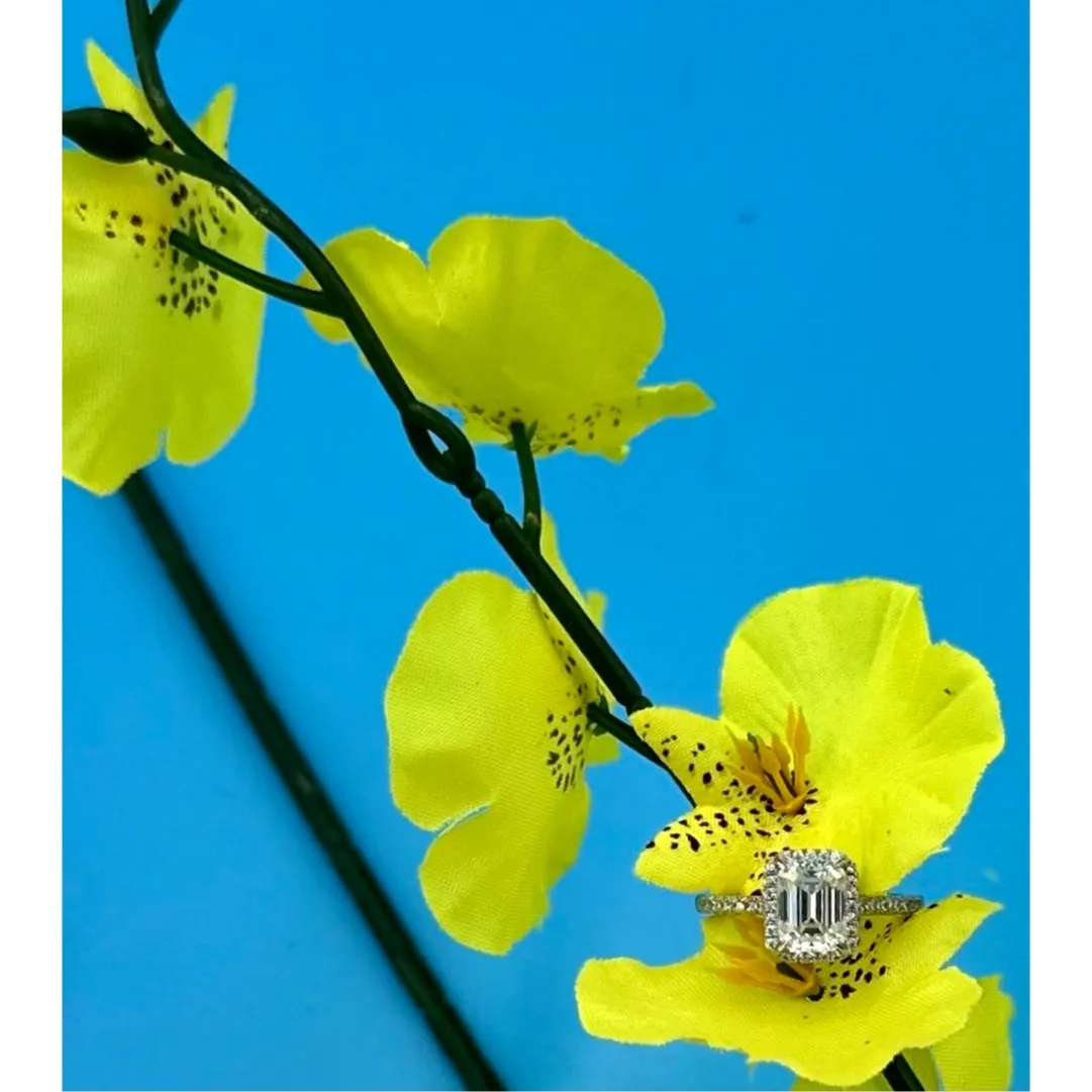 2 carat Moissanite Triangular Cut Ring with Moissanite Accents Size 7 Silver - Image 3