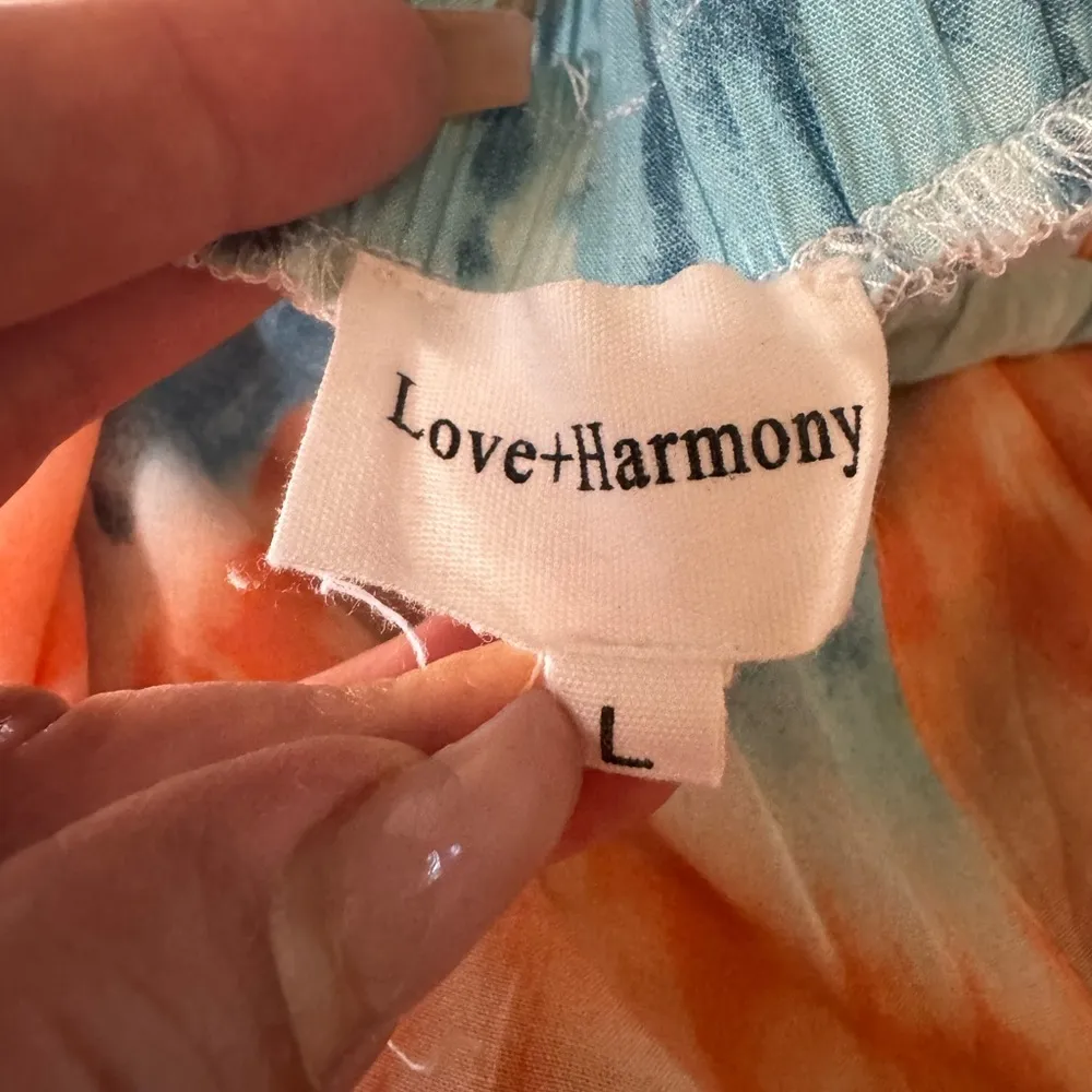 Love+Harmony Tie-Dye Short Sleeve Shirt - Orange and Blue Size L. - Image 10