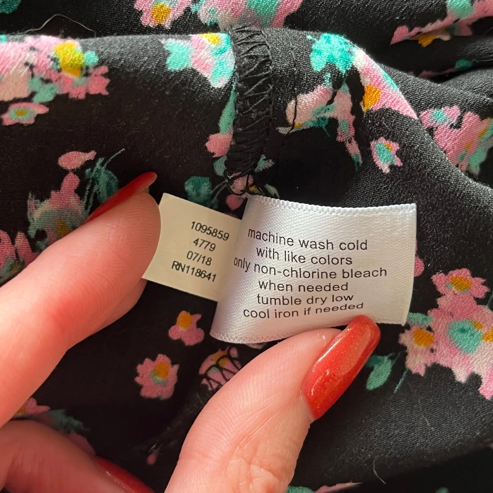 Lane Bryant Black Floral 3/4 Sleeve Blouse Size 22/24 - Image 5