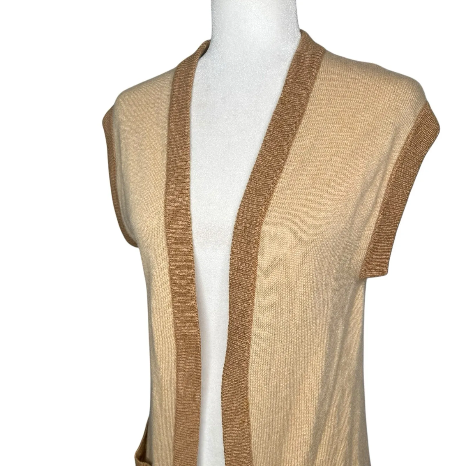 Vintage Gladstone Of Hawick Scotland M Sweater Vest Tunic 100% Pure Camel Hair Size M - Image 2