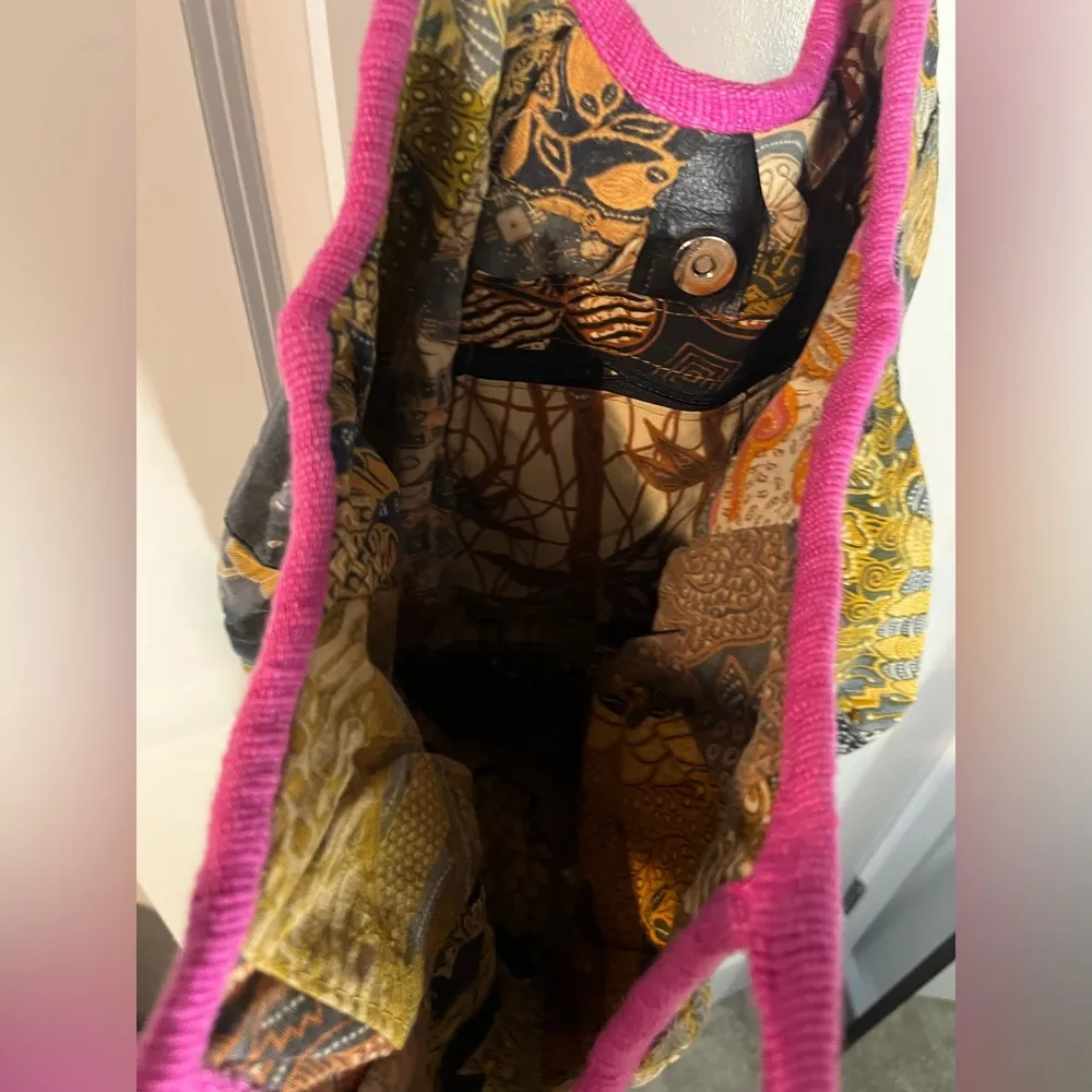 NWT Tangerine Temple Mixed Fabric Patched Boho Shoulder Mini Bag - Image 9