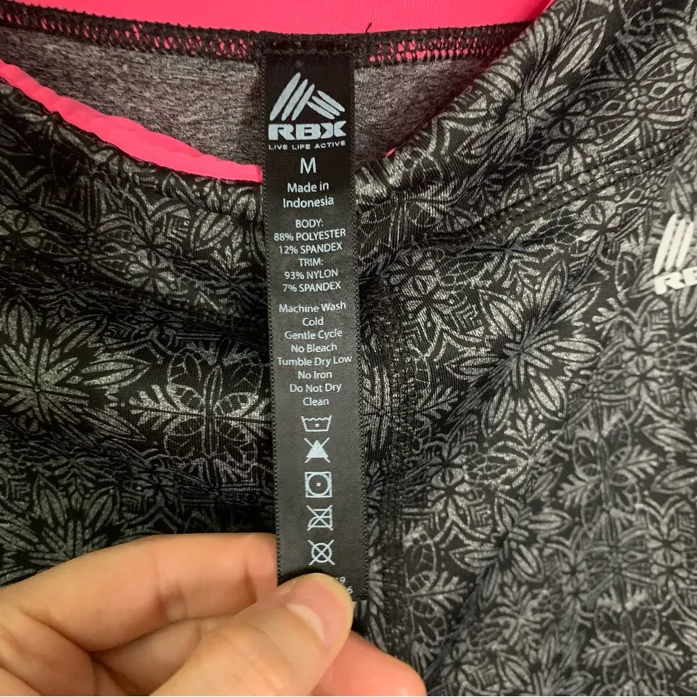 RBX Capri Patterned Leggings Size Medium - Image 3