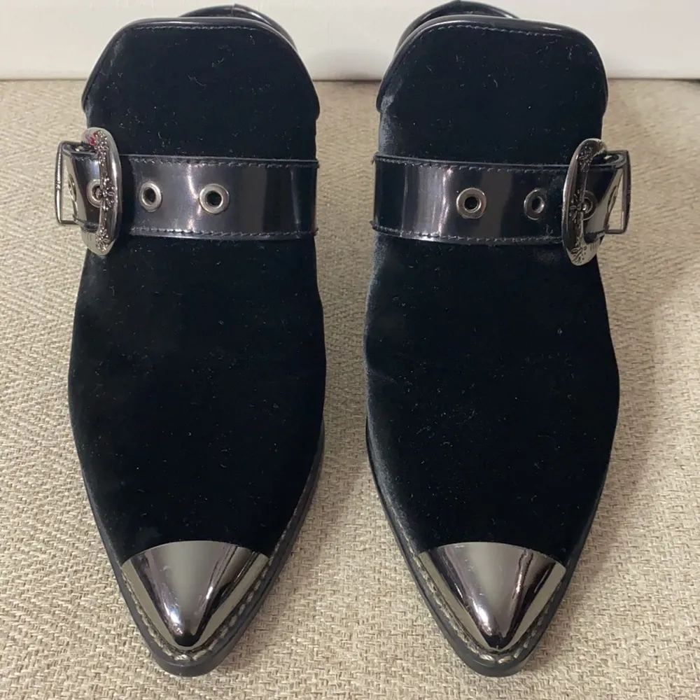Stuart Weitzman the Scootin bootie Western styled velvet mules with buckle sz 6 - Image 4