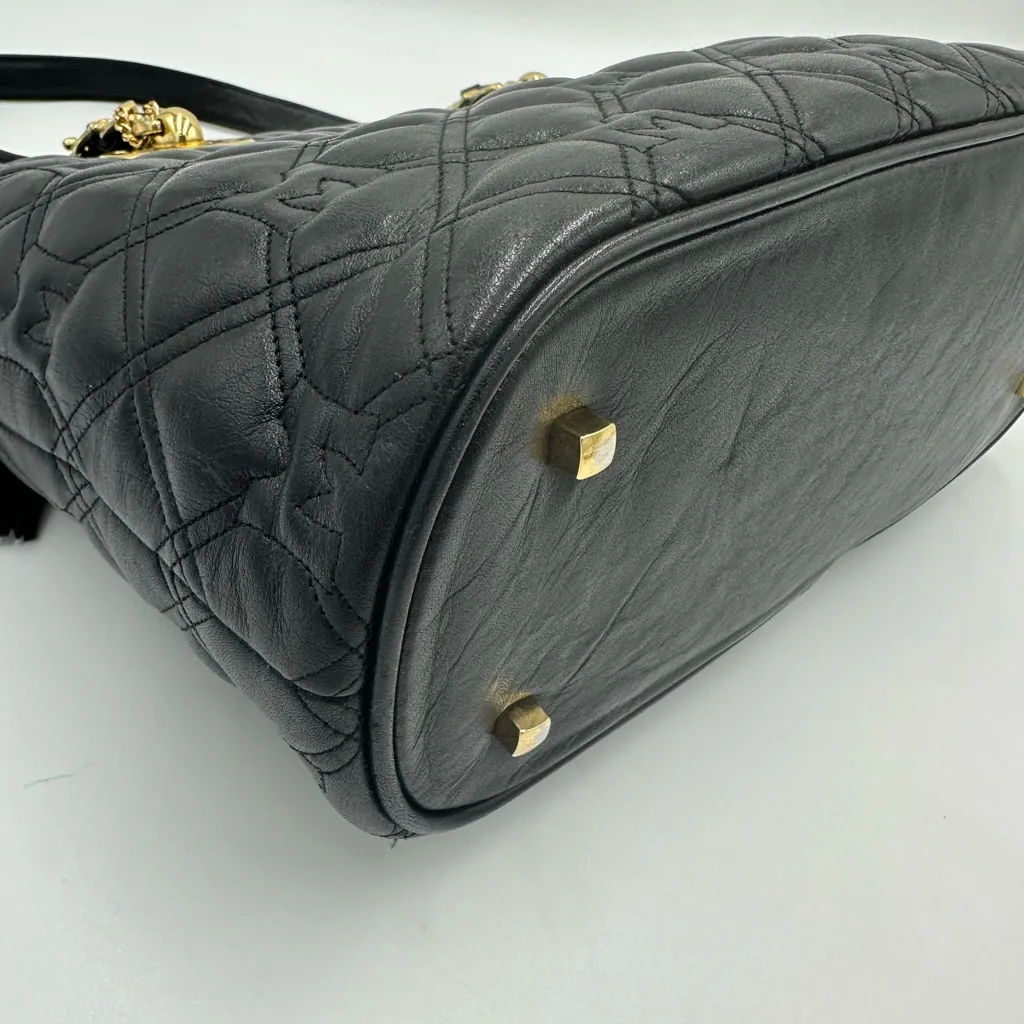 Black and Gold Leather Quilted Shoulder Bag - Image 7