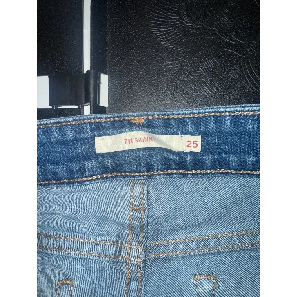 Levis Womens 711 Skinny Mid-Rise Jeans Medium Wash Denim Size 2 - Image 7