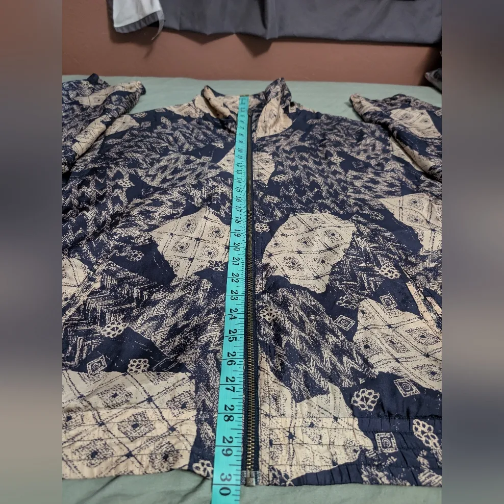 Vintage EVR Silk Zip Up Jacket Geometric Patterned Medium Blue/Off White Blue - Image 10