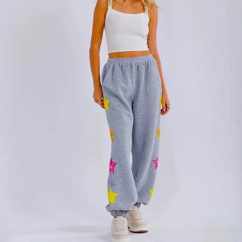 WOMEN'S ELASTIC WAIST FRONT POCKET SEQUINS STARS DETAILED SWEATPANTS Large - Image 2