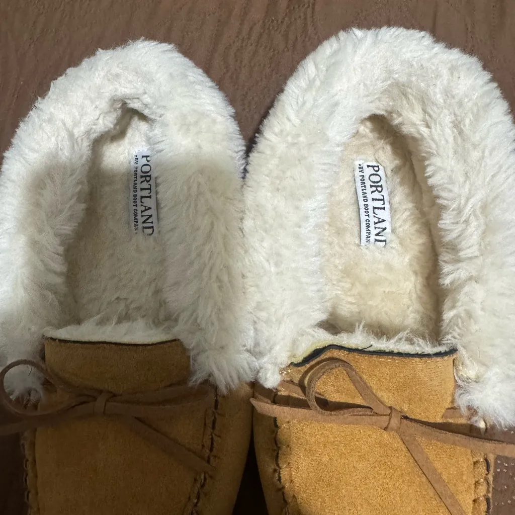 Porland boot company Women's Tan Suede Slippers Yellow Size 7 - Image 2